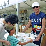 石原軍団　熊本で５年ぶり炊き出し　猛暑の中で３時間…涙ぐむ被災者も