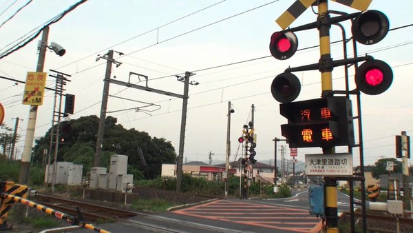 【止めてほしかった？ほしくなかった？】「今から死ぬ」公衆電話から１１０番、警察保護直後に飛び込み自殺：コメント1