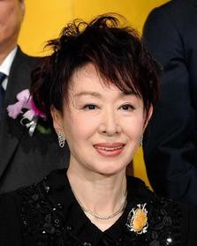 女優の三田佳子がまゆゆ、こじはると同じ事務所へ：コメント1