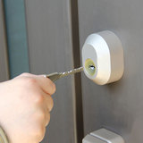 「あれ？ 家の鍵かけたっけ？」をもうやめたい。みんなはどう解決してる？