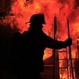 自衛官の男が自宅に放火　床に油をまきライターで火を付ける