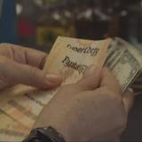 キャリーオーバー1120億円　“夢”購入に長蛇の列