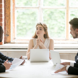 痛々しい…“イイ女”と勘違いしてる女性がやりがちなコト5選