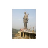 インド人もビックリ「世界最大の銅像」地元市民は大ブーイング
