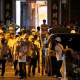 【香港デモ】香港の駅を覆面集団が攻撃、通勤客を殴る　45人が負傷