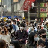 大阪、初の感染者400人超え　病床や保健所対応、限界近く