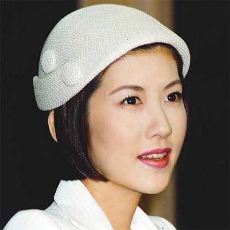 山咲千里、久々テレビ登場も「顔激変」で驚愕！ “ベタ褒め”の益若つばさへさらに近づいた!?：コメント27