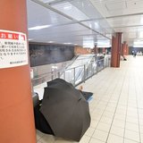 住民苦情でホームレス「排除」の張り紙　横浜・馬車道駅、揺らぐ人権意識