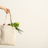 スーパーの「ビニール袋」、毎回買うといくらの出費に？エコバッグでいくら節約できる？